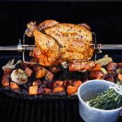 PACK  PITMASTER Barbecue Fumoir au charbon de bois Masterbuilt Gravity1050 (1 bbq, 1 tournebroche, 1housse, 1 sac de charbon,1 four à pizza MB)